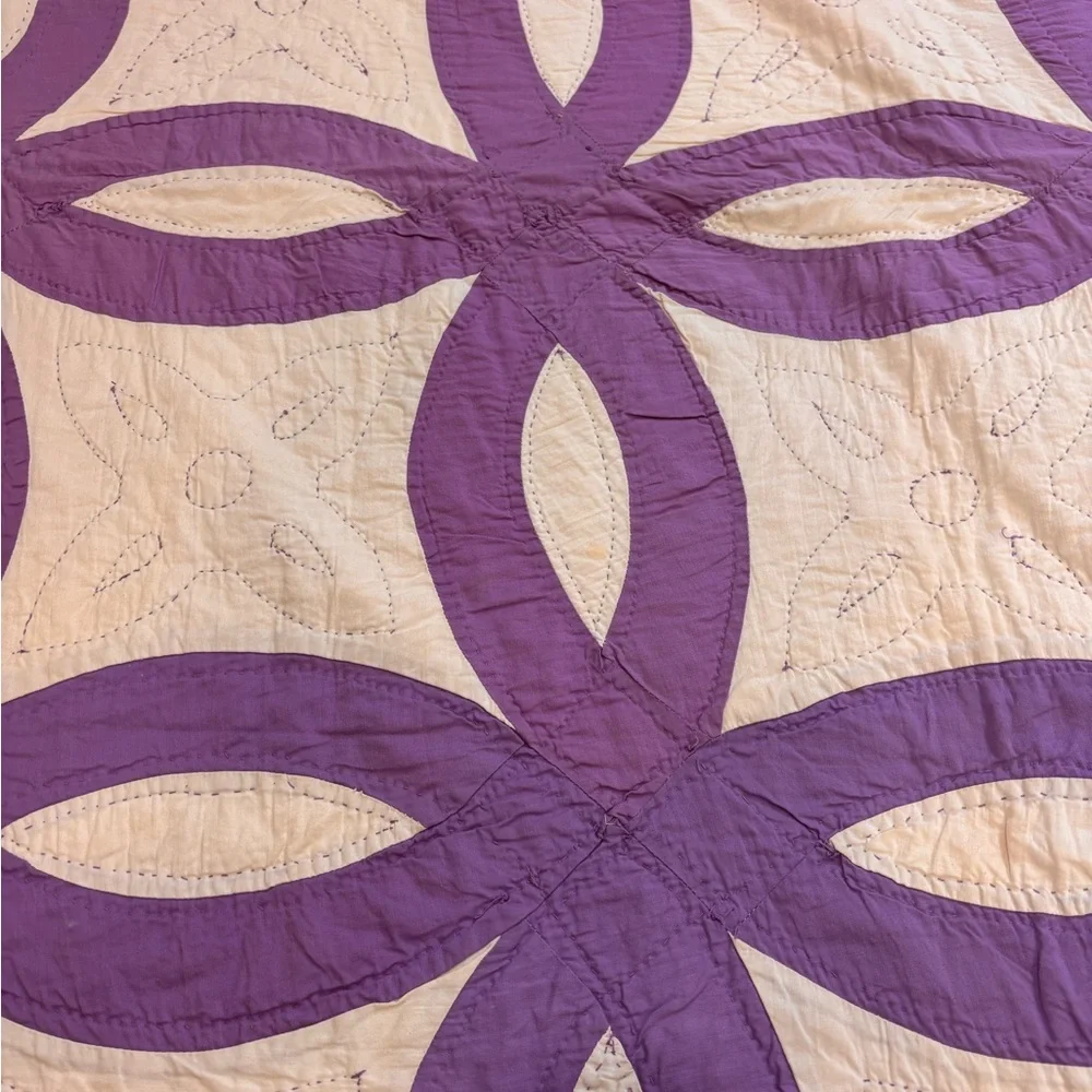Antique Purple and White Double Wedding Ring Quilt